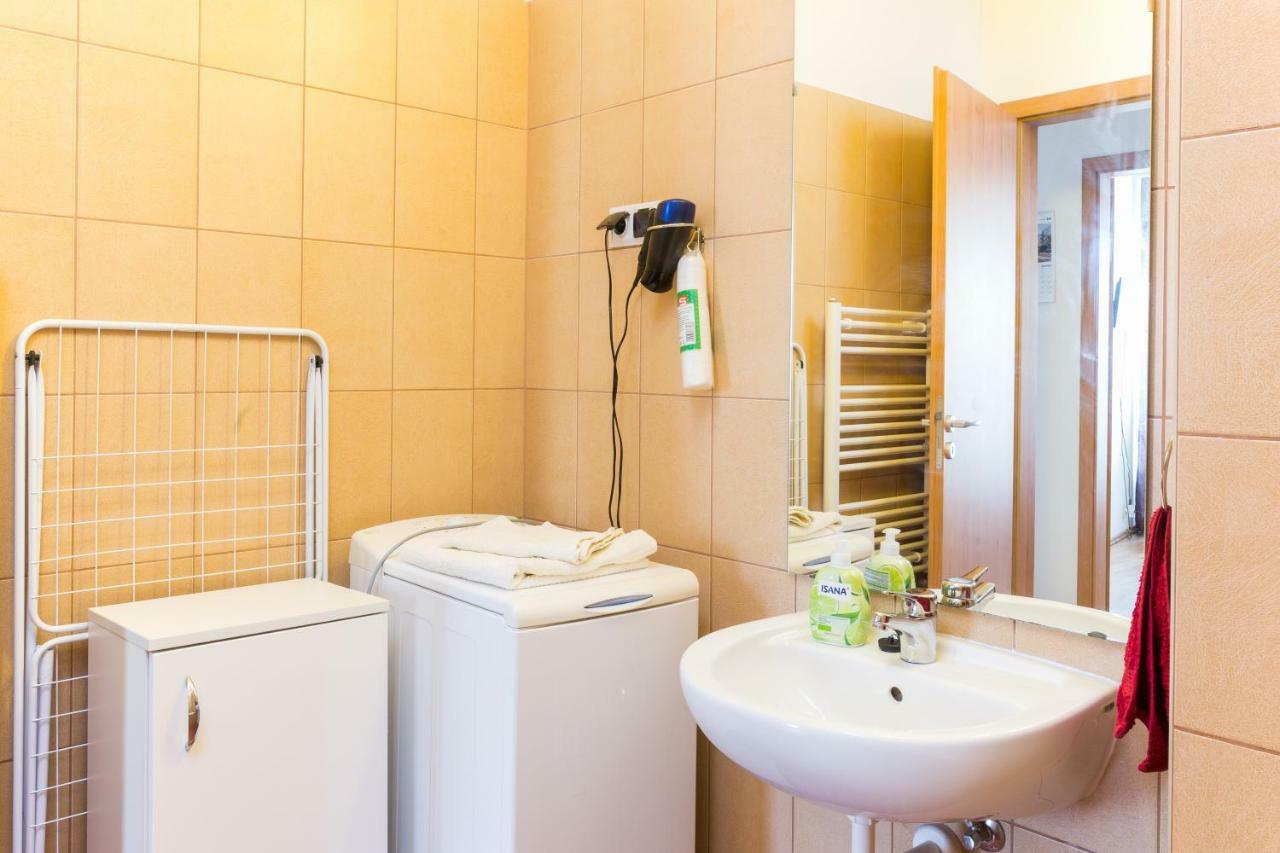 Mse Apartman Miskolc Exterior photo