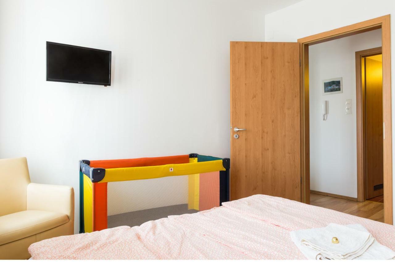 Mse Apartman Miskolc Exterior photo